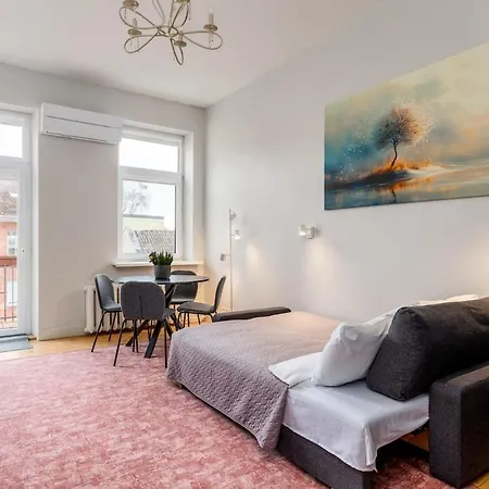 Апартаменты Charming In Old Town