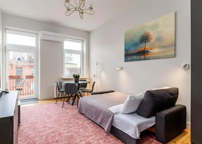 דירה Charming In Old Town